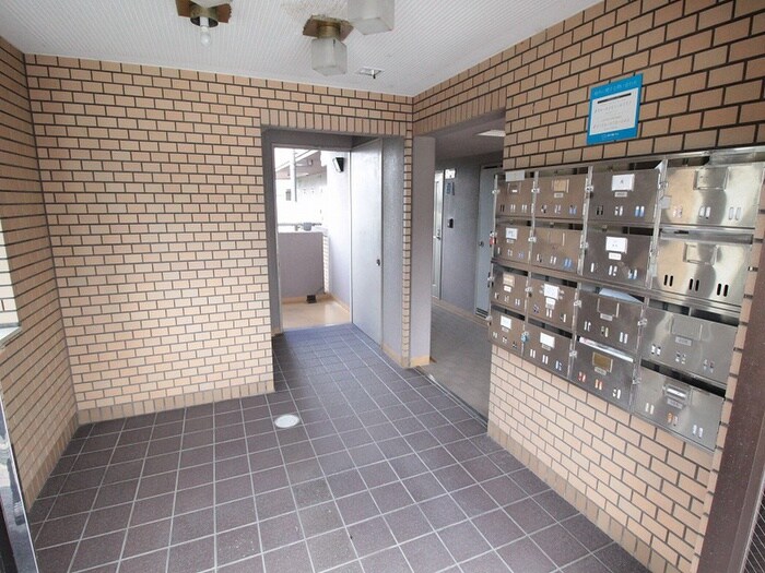 物件外観写真4　(建物設備)