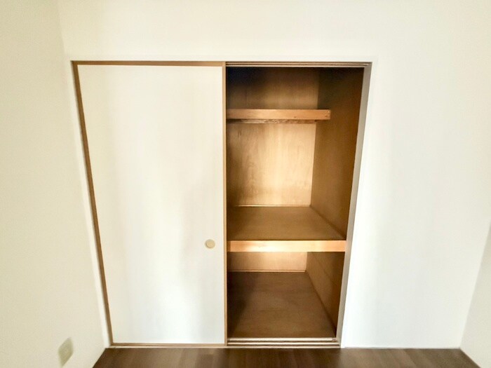 物件内観写真15　(収納)