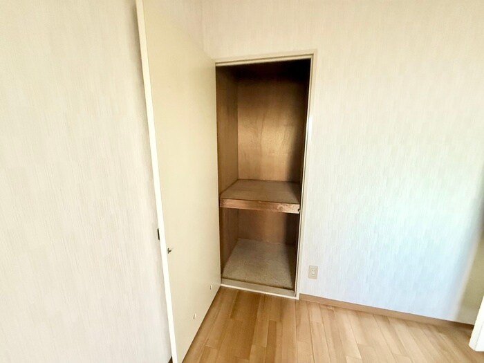 物件内観写真18　(収納)