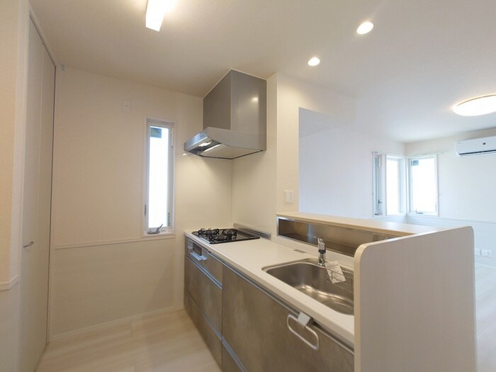 物件内観写真8　(キッチン)