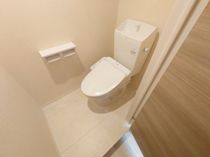 物件内観写真11　(トイレ)