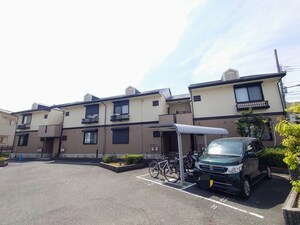 ファミールハイツ外観写真