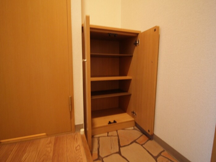 物件内観写真12　(靴箱)