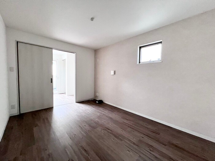 物件内観写真8　(居室)