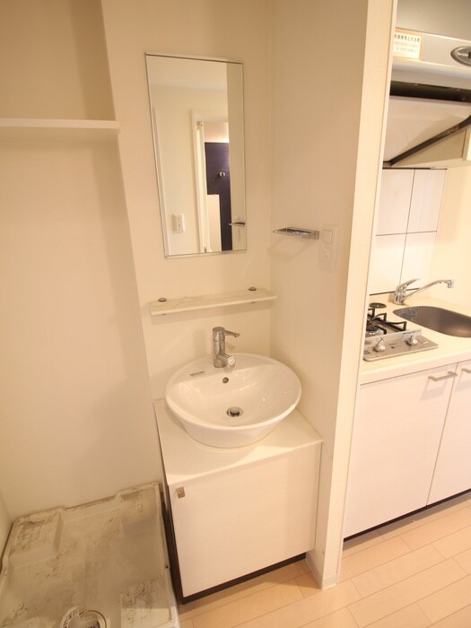 物件内観写真9　(洗面)