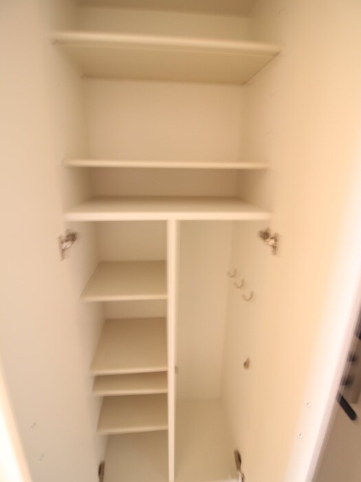物件内観写真15　(靴箱)
