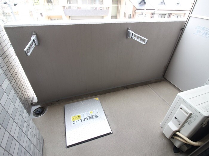 物件内観写真16　(ベランダ・バルコニー)