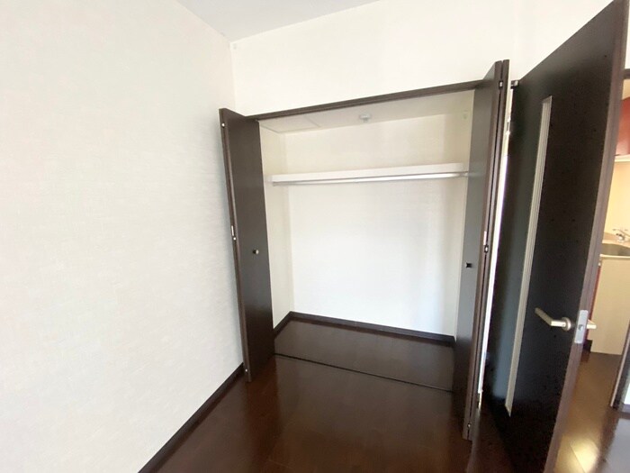 物件内観写真10　(収納)