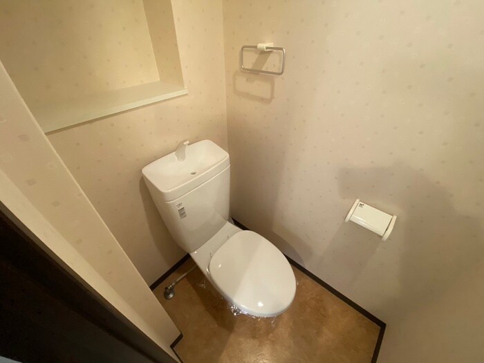 物件内観写真14　(トイレ)