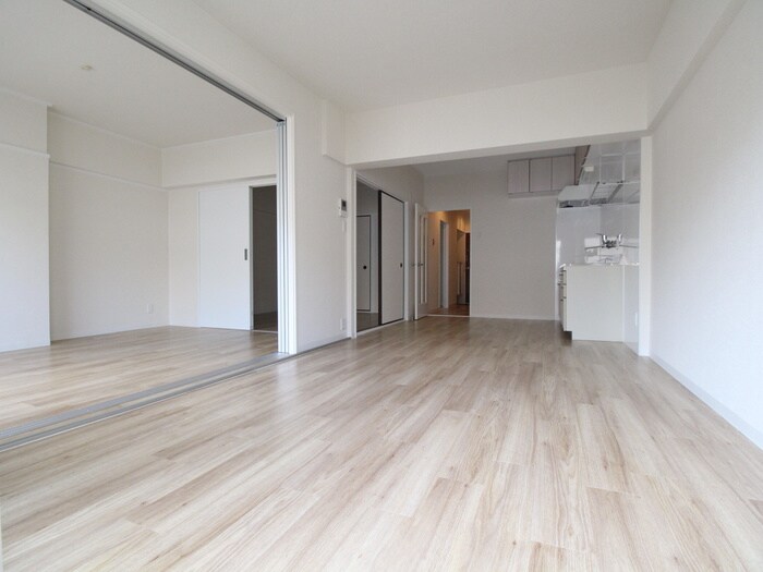 物件内観写真8　(居室)