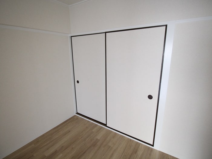 物件内観写真11　(収納)