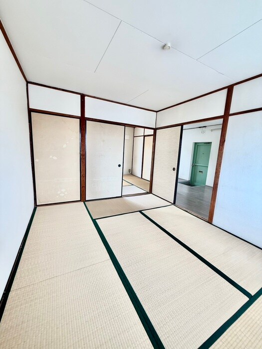 物件内観写真9　(居室)