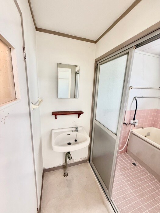 物件内観写真13　(洗面)