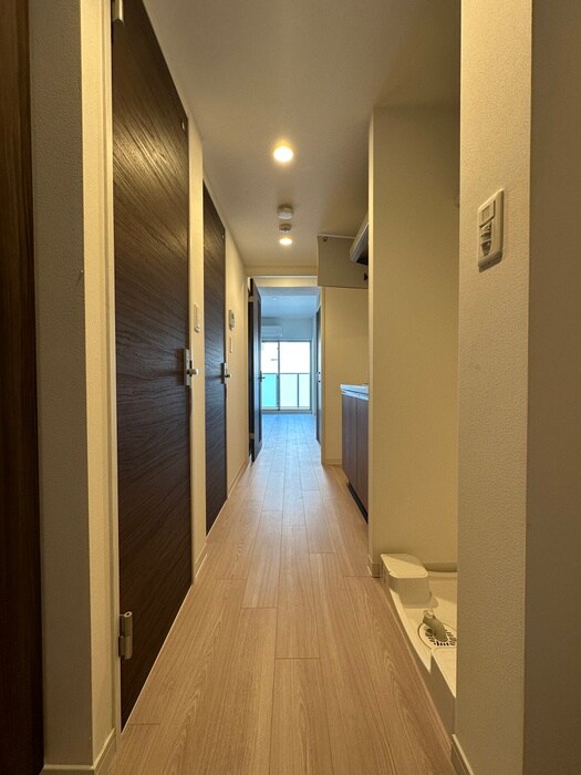 物件内観写真9　(廊下)
