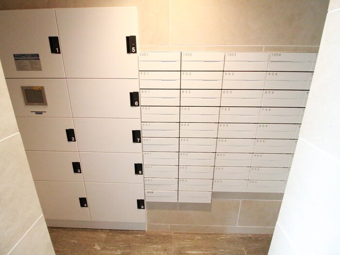 物件外観写真4　(建物設備)