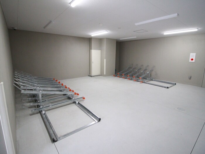 物件外観写真5　(駐輪場)