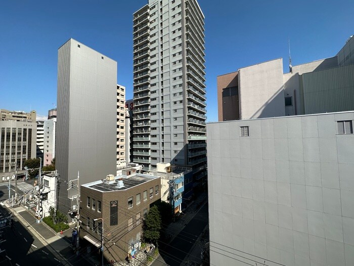 物件内観写真19　(室内からの展望)