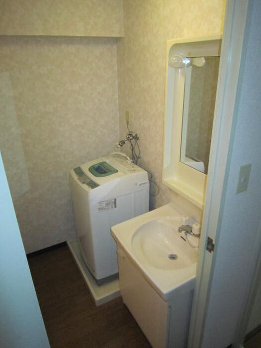 物件内観写真9　(洗面)