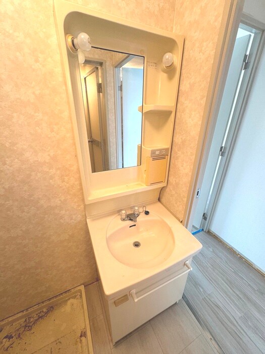 物件内観写真9　(洗面)