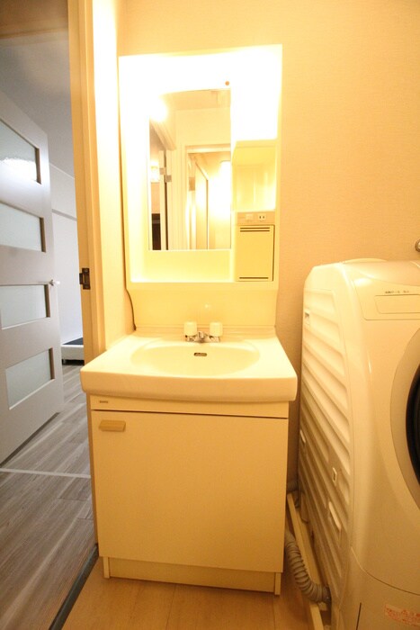 物件内観写真11　(洗面)