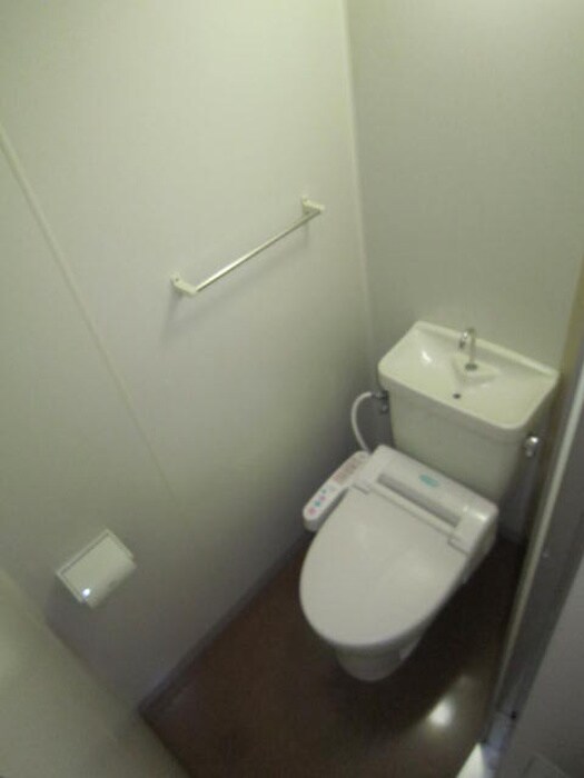 物件内観写真11　(トイレ)