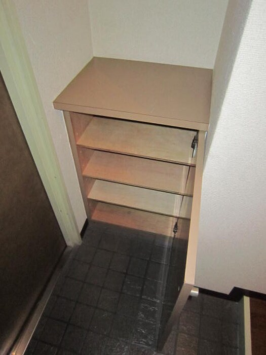 物件内観写真17　(靴箱)