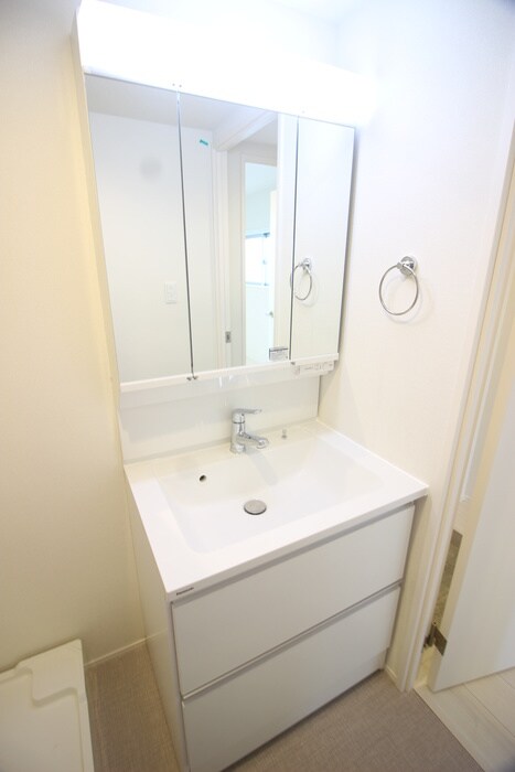 物件内観写真10　(洗面)