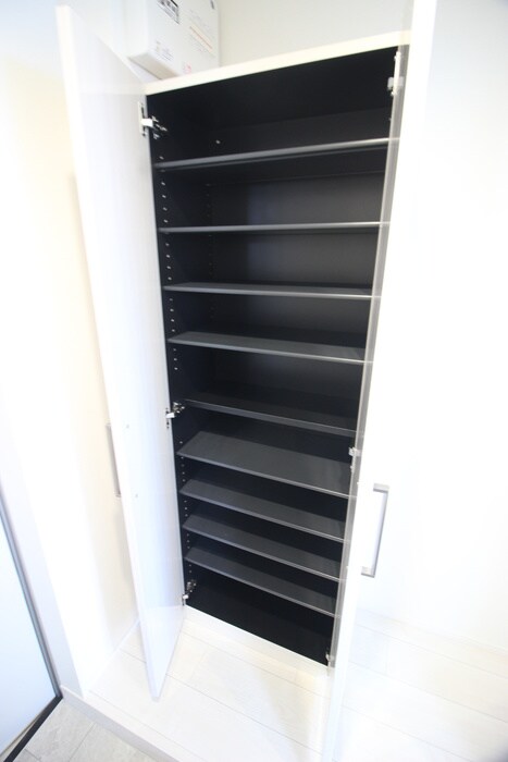 物件内観写真17　(靴箱)