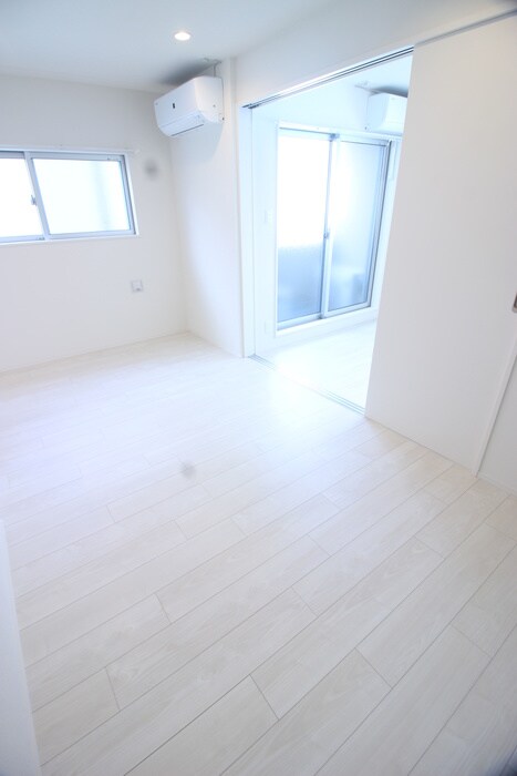 物件内観写真18　(居室)