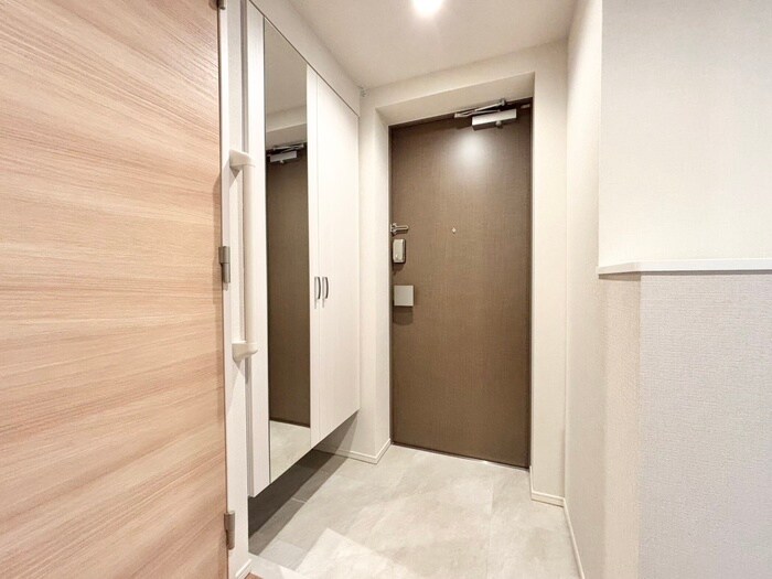 物件内観写真21　(玄関)