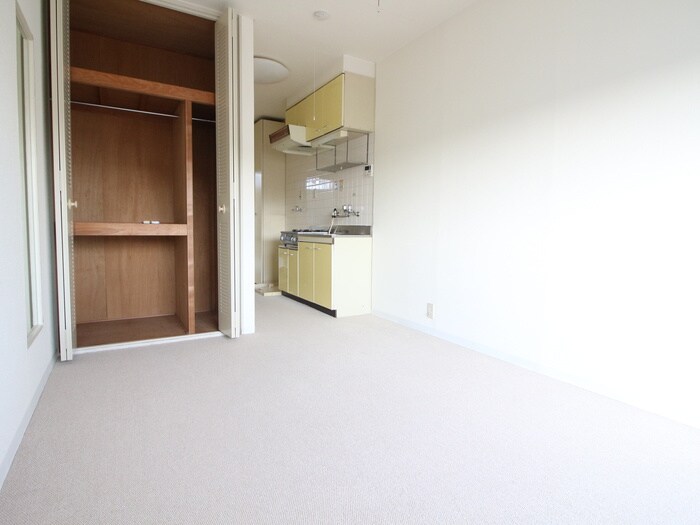 物件内観写真10　(居室)