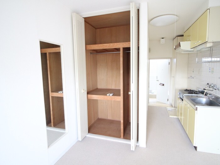 物件内観写真11　(収納)