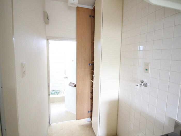 物件内観写真18　(靴箱)