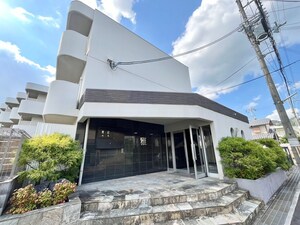 雅ハイツ外観写真