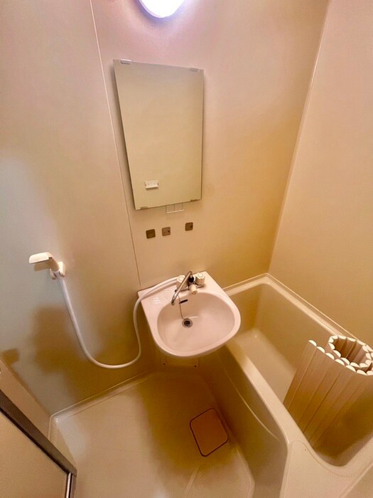 物件内観写真10　(洗面)