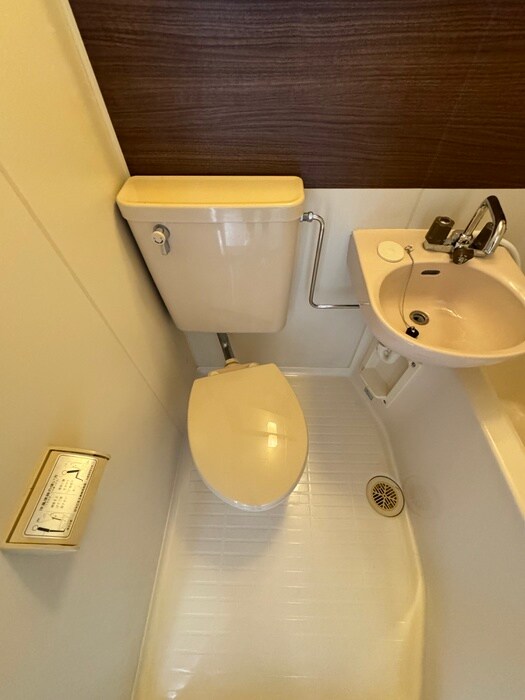 物件内観写真7　(トイレ)