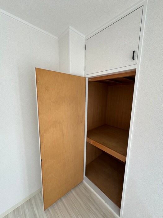 物件内観写真12　(収納)