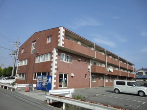 アルファポレール外観写真