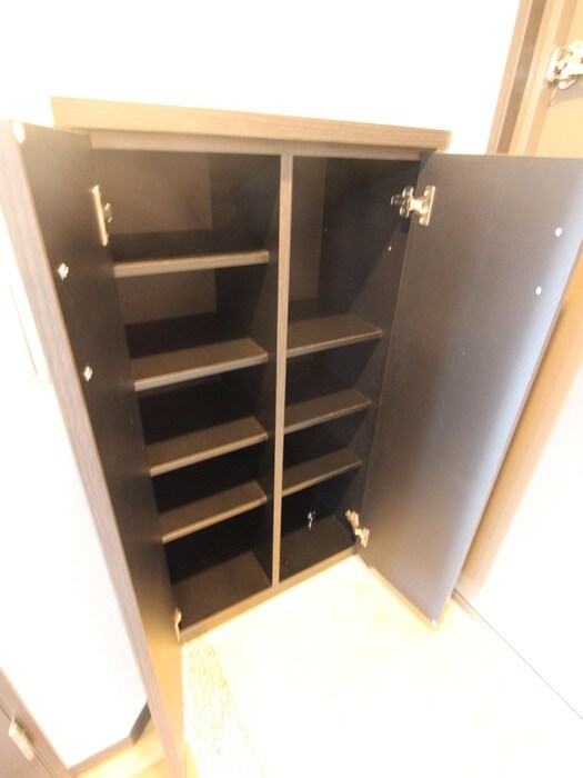 物件内観写真16　(靴箱)