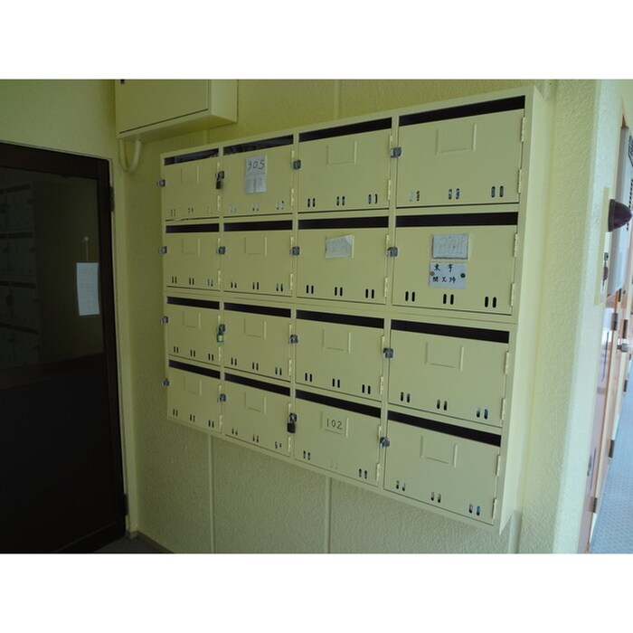 物件外観写真4　(建物設備)