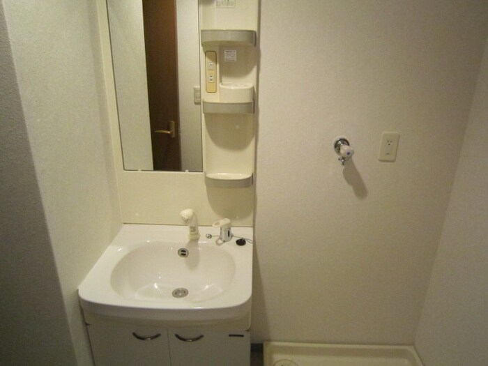 物件内観写真12　(洗面)