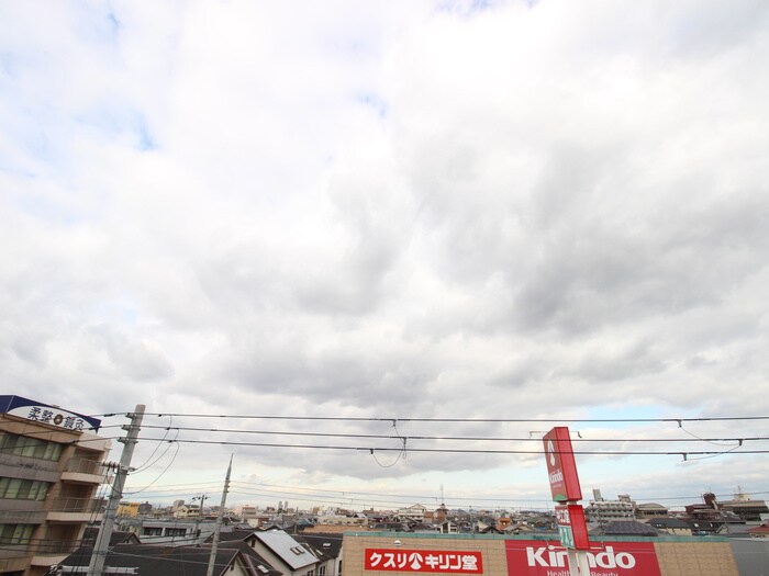 物件内観写真22　(室内からの展望)