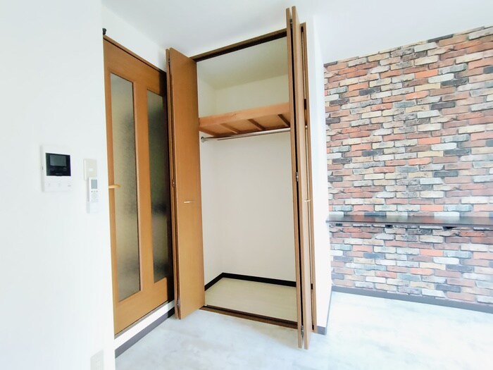 物件内観写真12　(収納)