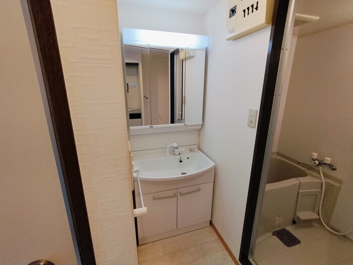 物件内観写真20　(洗面)