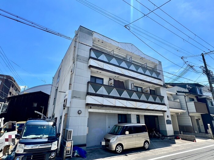 物件外観写真6　(外観写真)