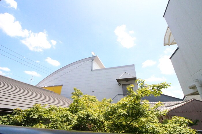 物件内観写真16　(室内からの展望)