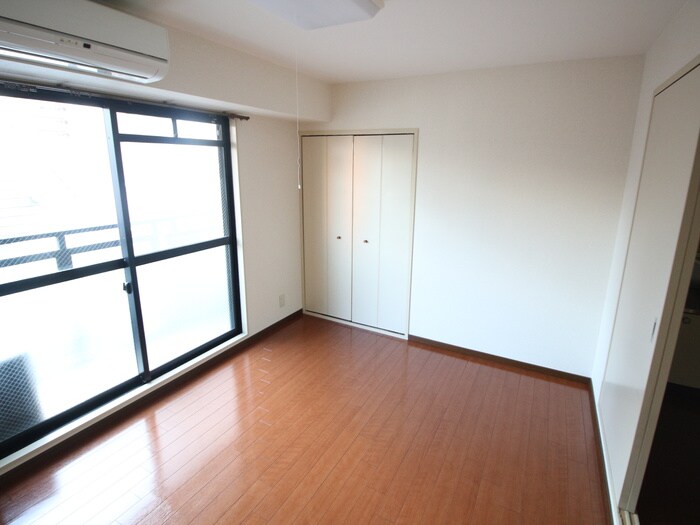 物件内観写真10　(収納)