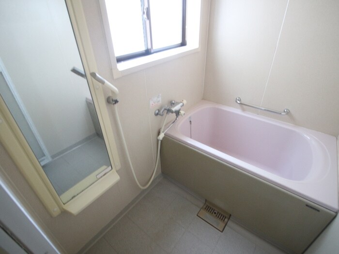 物件内観写真13　(バス／シャワールーム等)