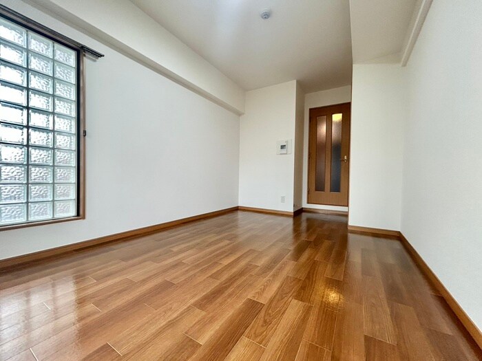 物件内観写真6　(居室)