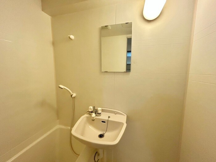 物件内観写真12　(洗面)